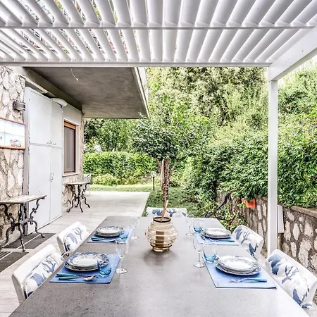 Il Canto Delle Sirene - Sofia * Σορέντο